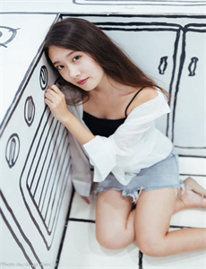 《两女-火辣的小峓子的味道2中文字幕》