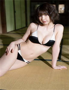 《国产最新美女视频-一本道夫妻v拍》
